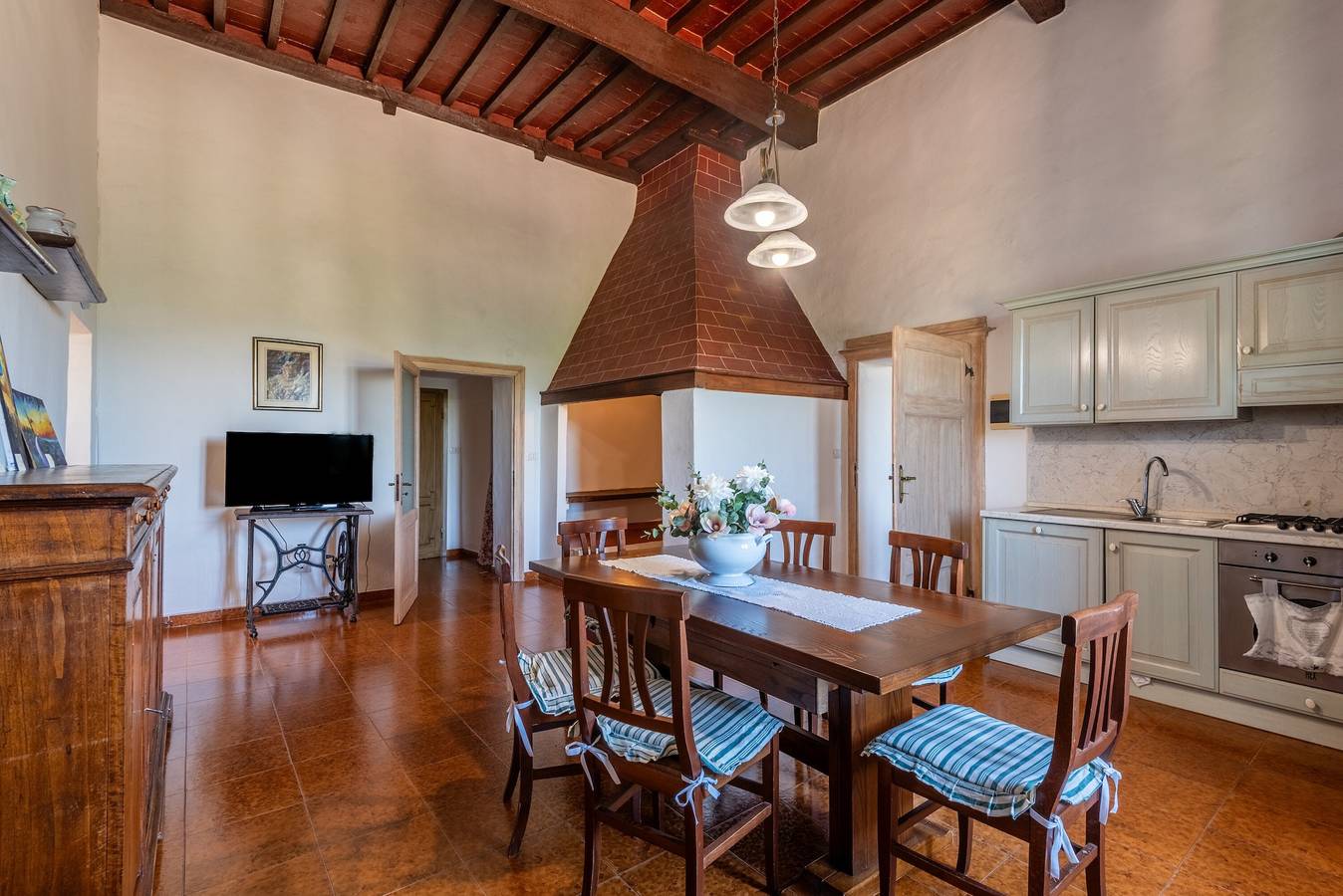 Ganze Wohnung, Ferienwohnung 'Memories' – Aufenthalt auf dem Bauernhof mit Blick auf Siena in Monteroni d'Arbia, Siena Provinz