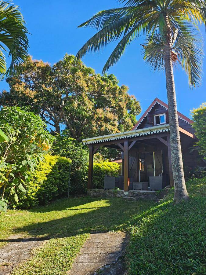 Chalet pour 4 personnes, avec terrasse et jardin