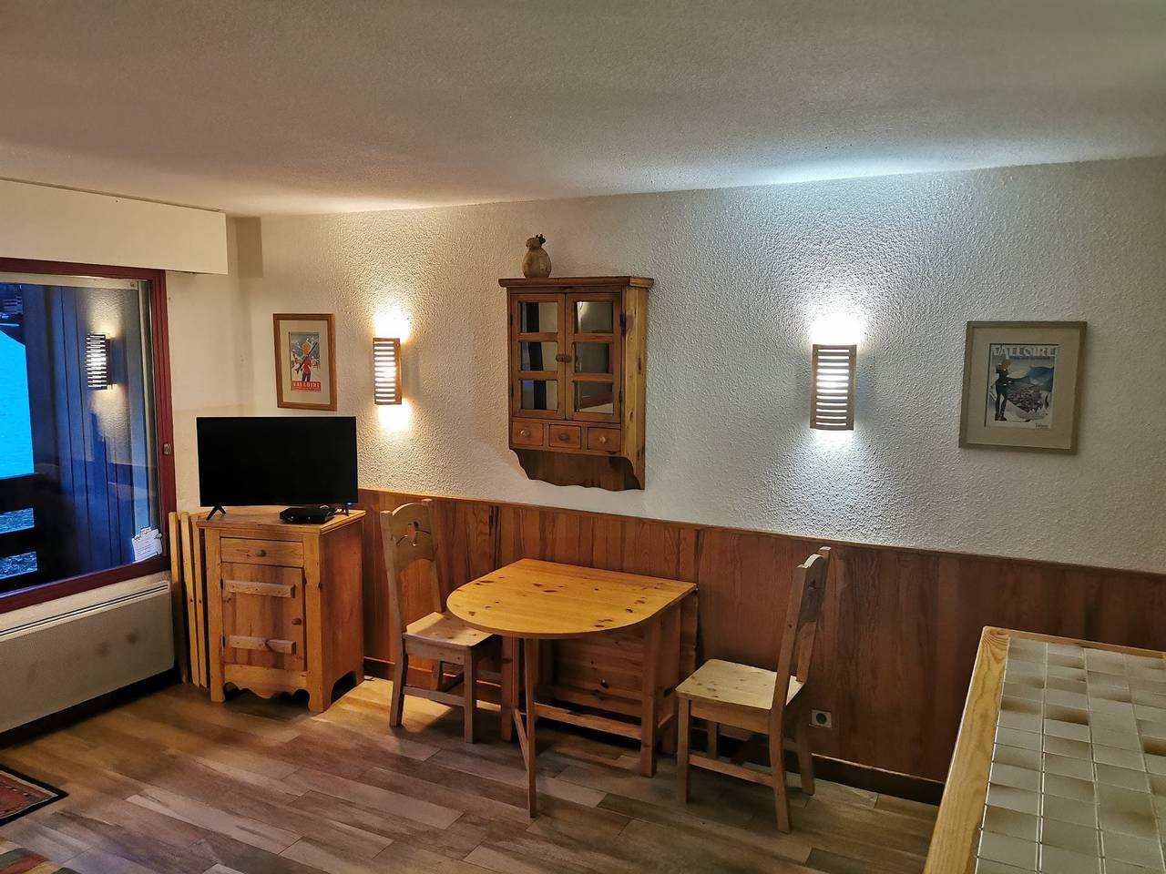 Entire studio, Studio + 2 cabins 4 people 2* exposed West - Plansod2 in Valloire, Saint-Jean-de-Maurienne region