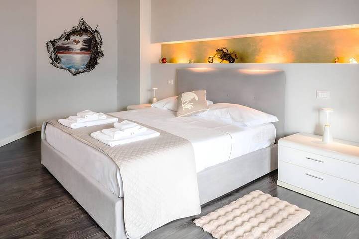 Luminosissima villetta a schiera con Vista Lago -  comfort per 7 ospiti in 205mq in Lovere, Lago d'Iseo
