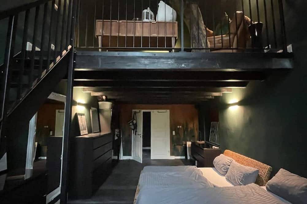 Ganze Wohnung, Alter Bahnhof Kruft mit Whirlpool, Sauna & Garten - Preise können abweichen! in Kruft, Osteifel