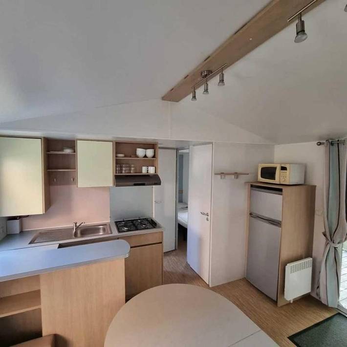 Camping pour 6 personnes, avec bassin pour enfant et piscine, animaux acceptés à Blanes - 3