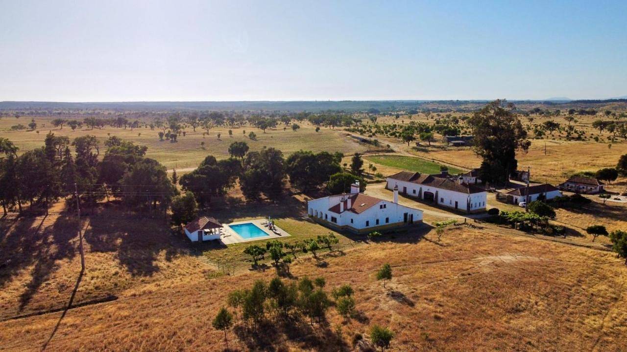 Six-Bedroom House in Monte da Pedra, Distrito de Portalegre