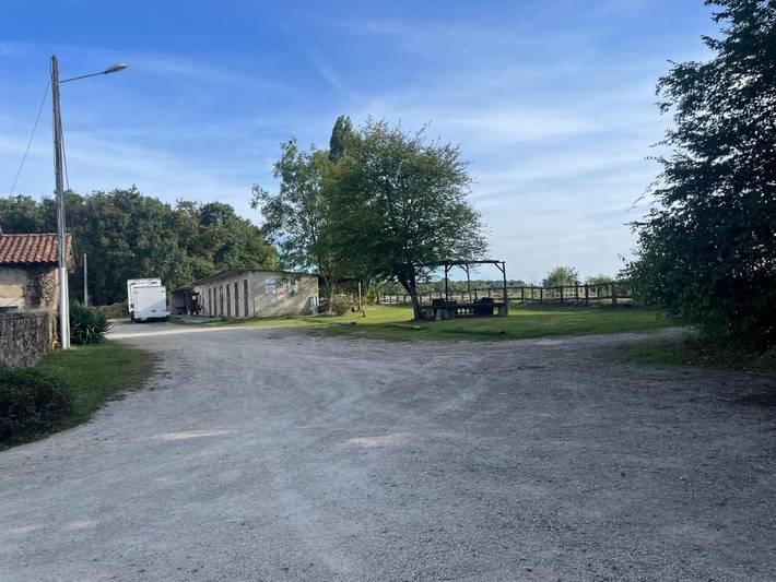 Location de vacances pour 4 personnes, avec jardin et vue à Confolens - 2