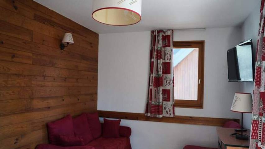 Appartement de vacances pour 9 personnes, avec piscine