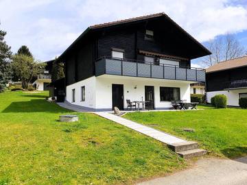 Ferienhaus für 4 Personen, mit Balkon und Garten in Arrach
