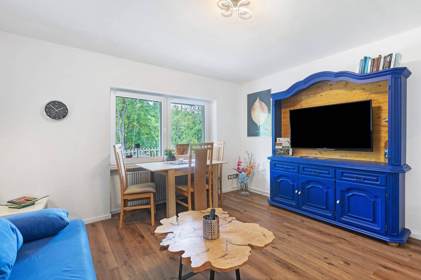 Apartamento entero, Apartamento “Bachlauf und Waldblick Stünzel” con terraza compartida, jardín privado y Wi-Fi in Schmallenberg, Hochsauerlandkreis