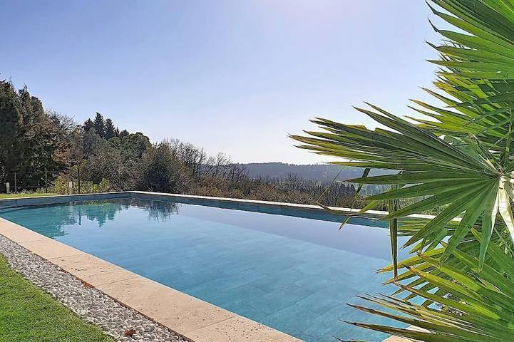 Villa pour 10 personnes à Opio