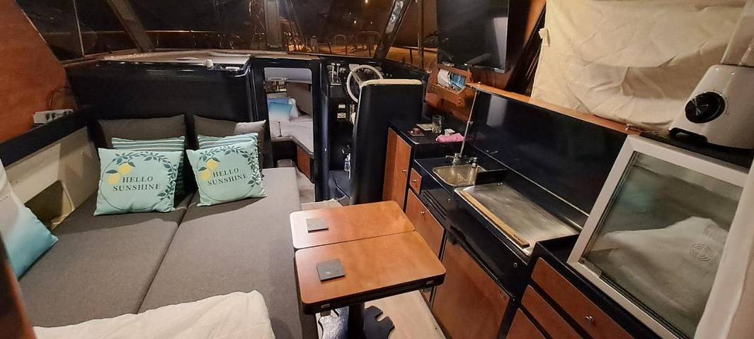 Bateau pour 4 personnes, avec Terrasse et Vue en Provence-Alpes-Côte d'Azur - 4