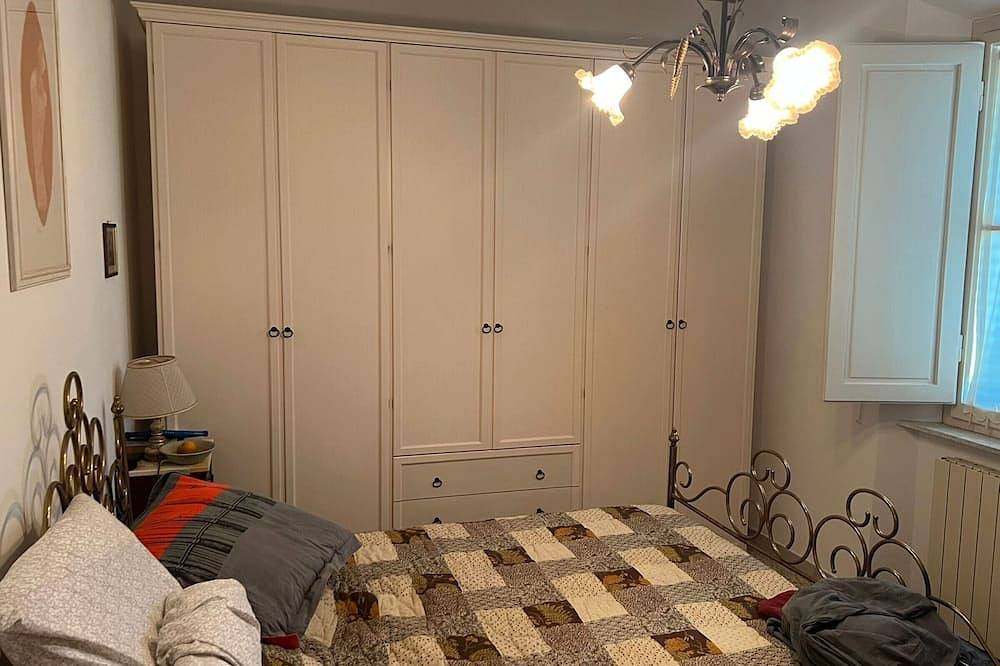 Apartamento entero, Apartamento 'Unique in Rosignano' con Balcón, Wi-Fi y Aire Acondicionado in Rosignano Marittimo, Costa Etrusca
