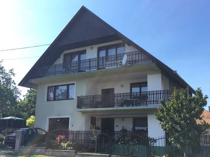 Apartamento de vacaciones para 8 personas, con jardín - 1