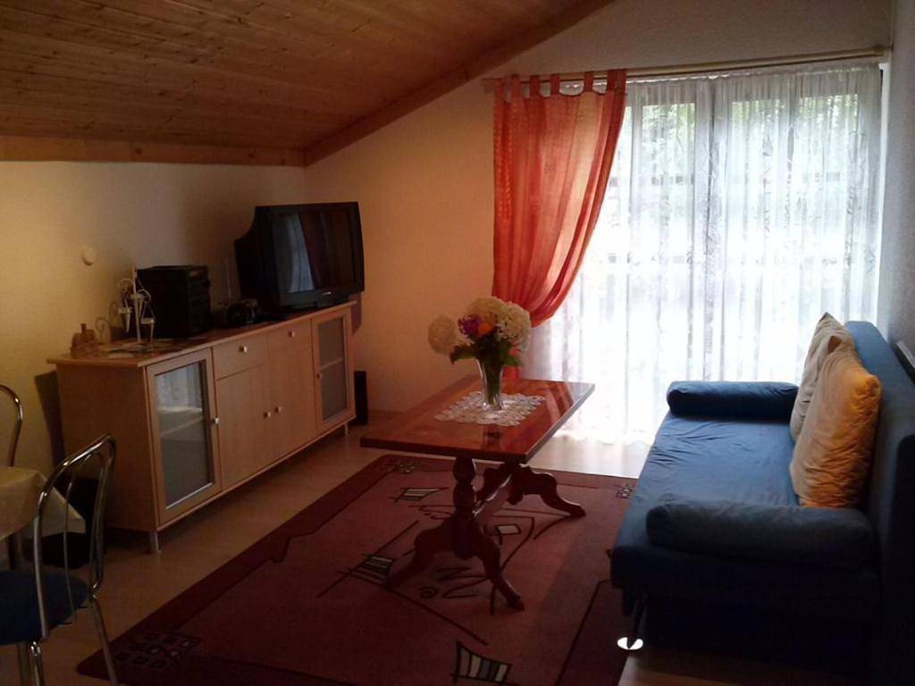 Ganze Wohnung, Bernhardt Anita - Ferienwohnung 40 qm in Rimbach (Oberpfalz), Ostbayern