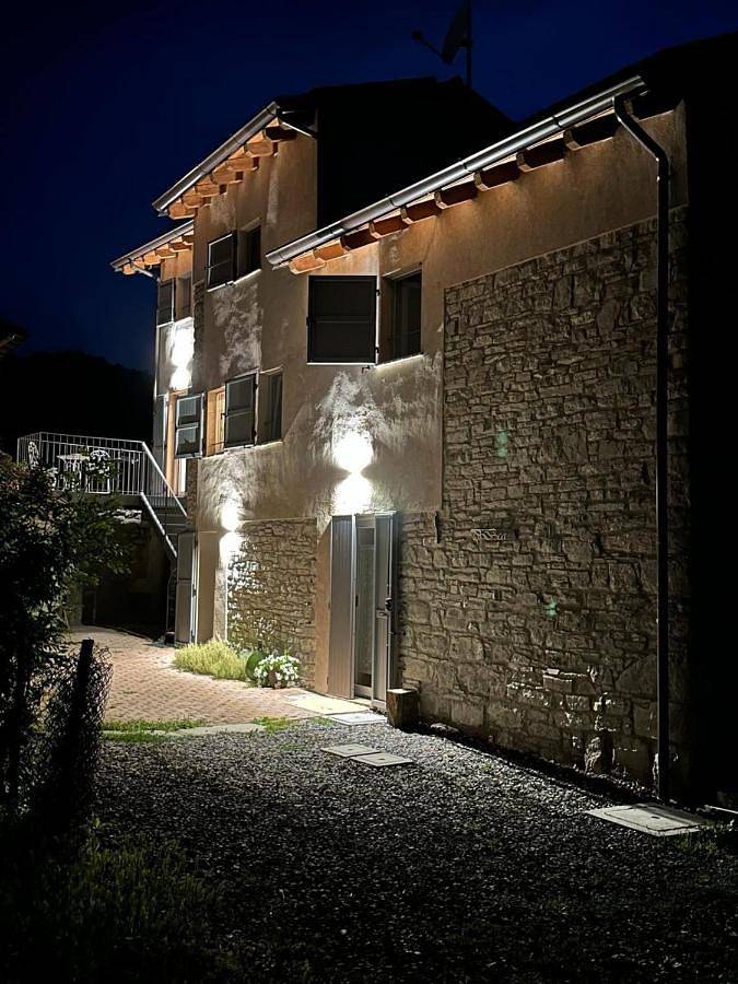 Location de vacances pour 5 personnes, avec vue et jardin à Bobbio - 2