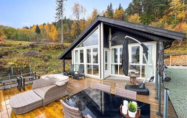 Ferienhaus für 7 Personen, mit Garten und Terrasse in Tröndelag