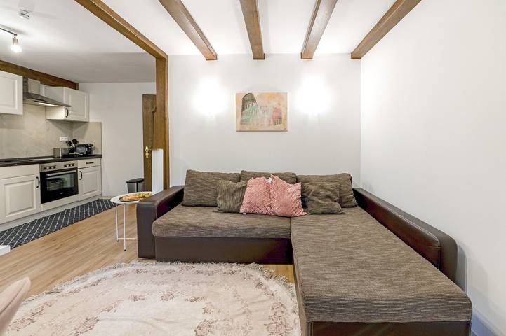 Ganze Wohnung, Apartment 'Green House' mit privater Terrasse, privatem Garten und Wlan in Neunkirchen, Saarland
