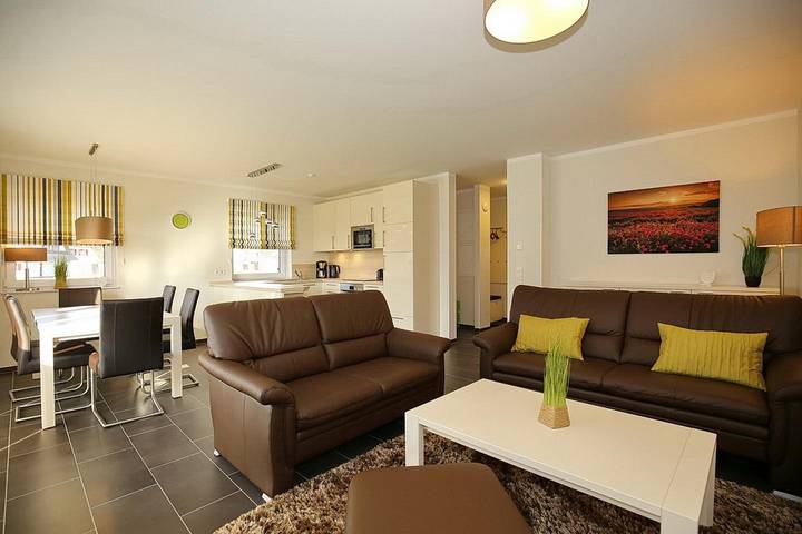 Ferienhaus für 6 Personen, mit Terrasse und Sauna in Boltenhagen