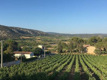 Gîte pour 4 personnes, avec balcon à Saint-Jean-de-Fos