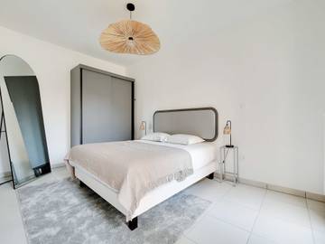 Location De Vacances pour 4 Personnes dans Suresnes, Hauts-de-Seine, Photo 3
