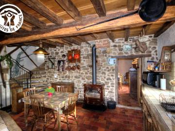 Gîte pour 4 Personnes dans Chirassimont, Région de Roanne, Photo 4