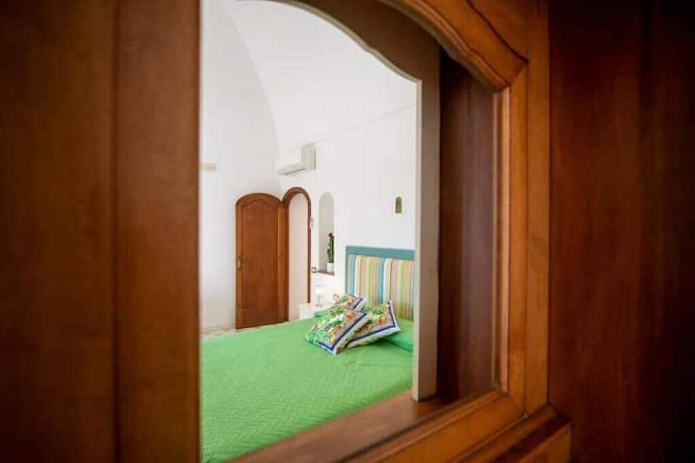 Entire apartment, Casa Leucosia, Positano center in Positano, Sorrento Coast