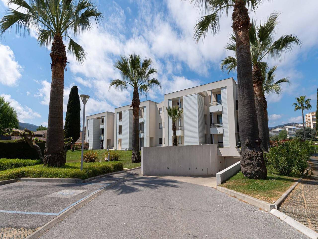 Apartment in Mandelieu-la-Napoule mit Pool in Mandelieu-la-Napoule, Massif de l'Esterel