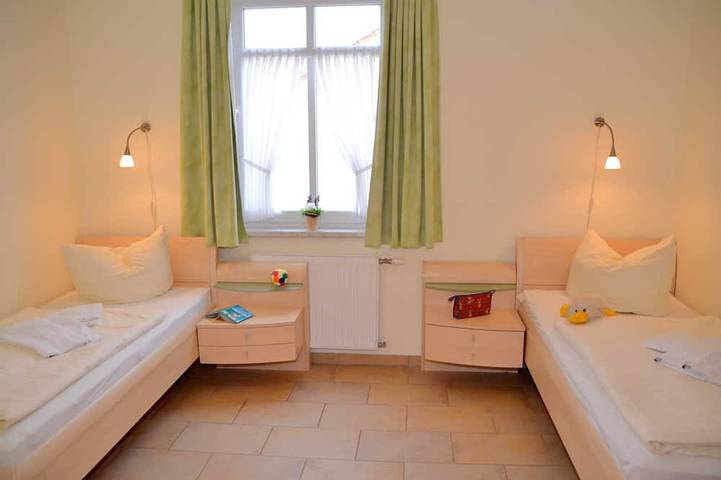 Villa für 6 Personen, mit Terrasse und Garten an der Ostsee - 4