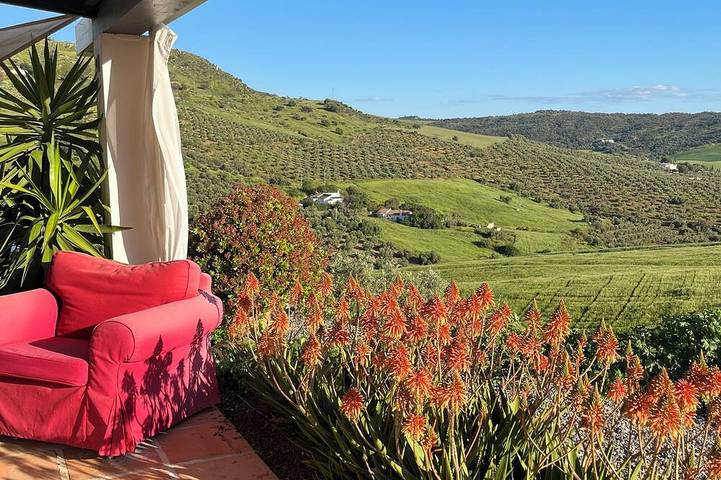 Finca Las Campanas Ii, Perfect for couples in Villanueva de la Concepción, Málaga Provinz