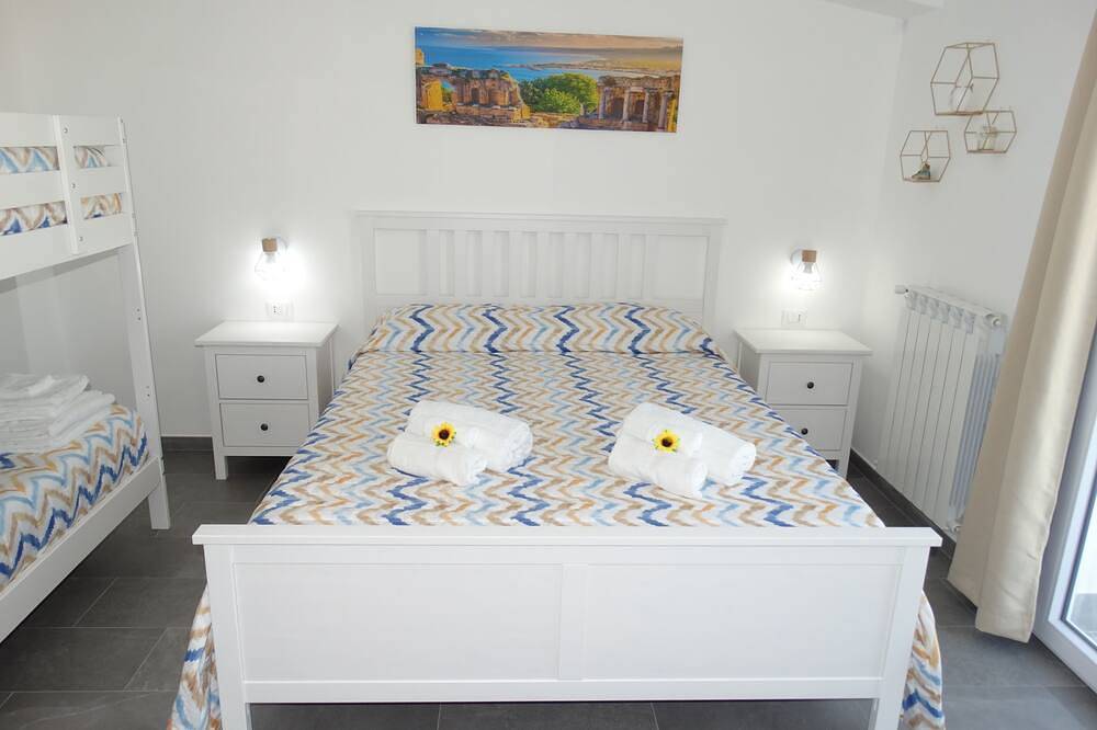 Villa Milicia - New Construction with Sea View, Pool and Playground in Torre Colonna-Sperone, Altavilla Milicia