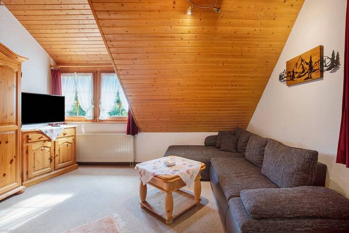 Ferienwohnung für 5 Personen, mit Garten und Balkon, mit Haustier