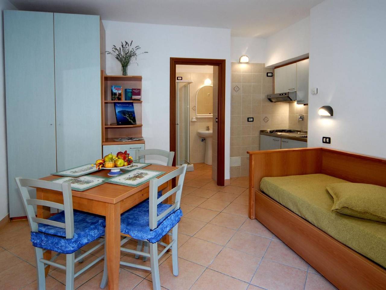 Apartamento entero, Einzimmerwohnung mit Wasserblick in Pietra Ligure, Pietra Ligure Municipio
