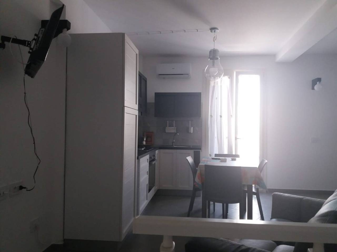 Entire apartment, 2nd Floor Apartment Air Conditioned - Wi-Fi with panoramic terrace in Avola, Syracuse Province