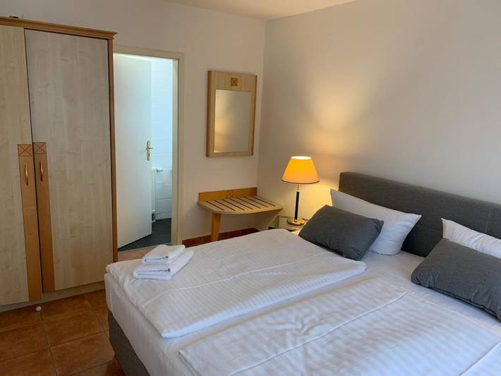 Ferienwohnung für 4 Personen, mit Whirlpool und Terrasse sowie Garten und Pool in Sagard - 4