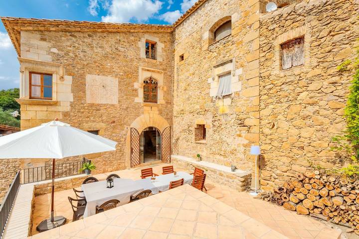 Casa rural para 16 personas, con Terraza además de Jardín y Piscina en Ventalló - 3