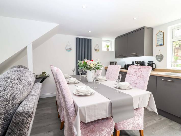 Cottage for 7 people, with garden in Dawlish