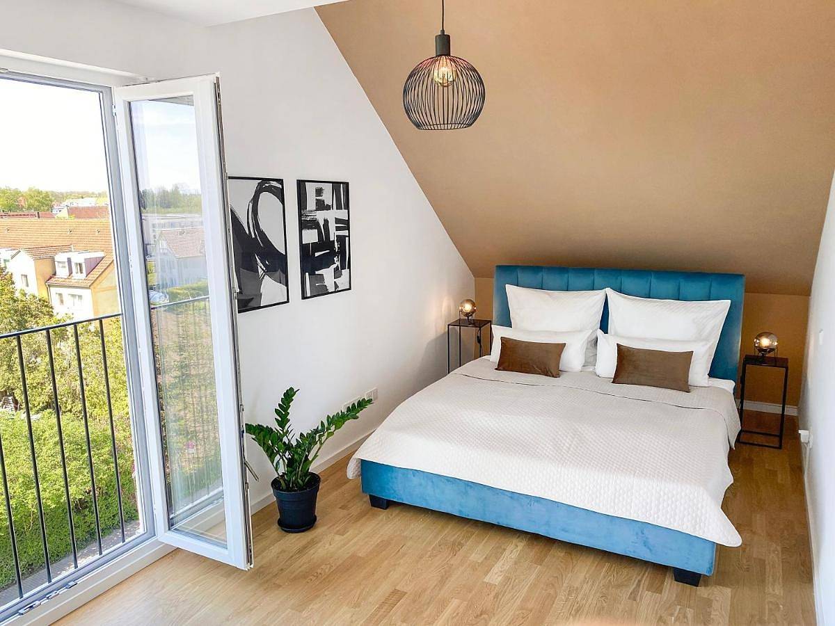 Appartement entier, Modern & Stylisch - Penthouse-Feeling nahe Flughafen München in Freising, Hopfenland Hallertau