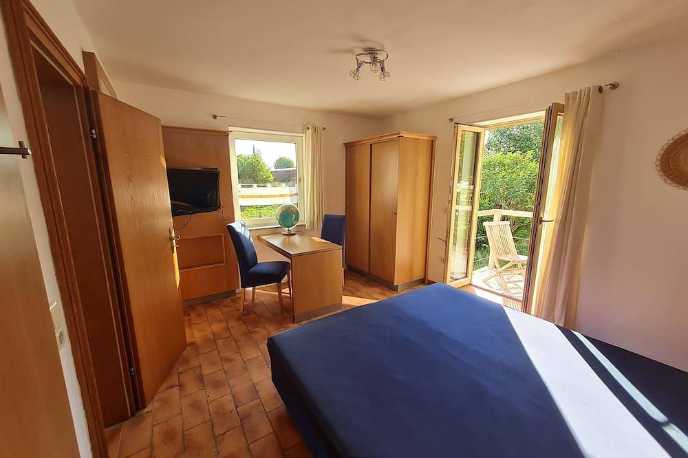 Ganze Wohnung, Garten Ost, 23qm mit Terrasse, bis max. 2 Personen in Rosenheim, Oberbayern