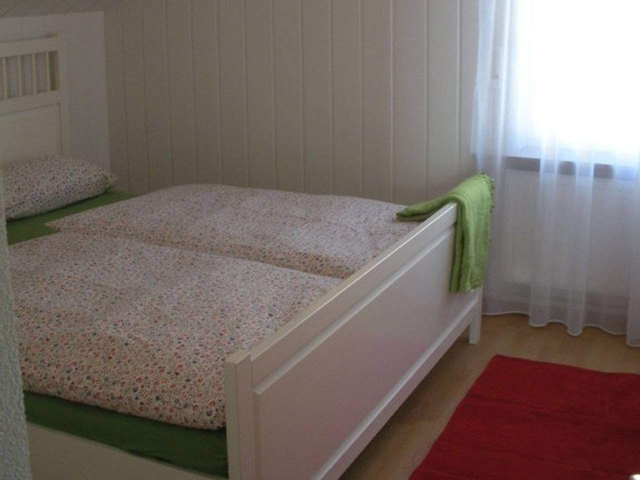 Haus Am Apfelweg – 'Ferienwohnung Topaz' met uitzicht op het meer, balkon en wifi, foto 7