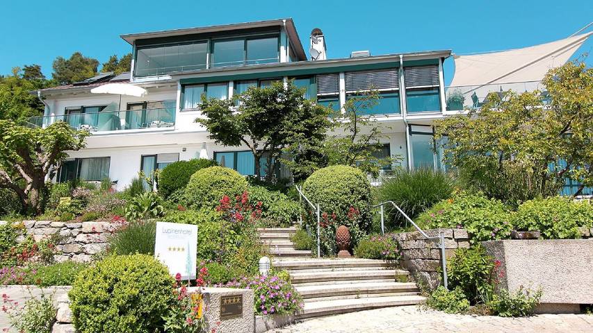 Ferienwohnung für 2 Personen, mit Pool und Sauna sowie Garten in Sipplingen