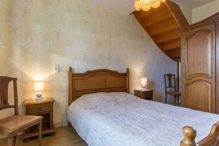 Location de vacances pour 7 personnes, avec balcon et jardin à Montchamp - 2