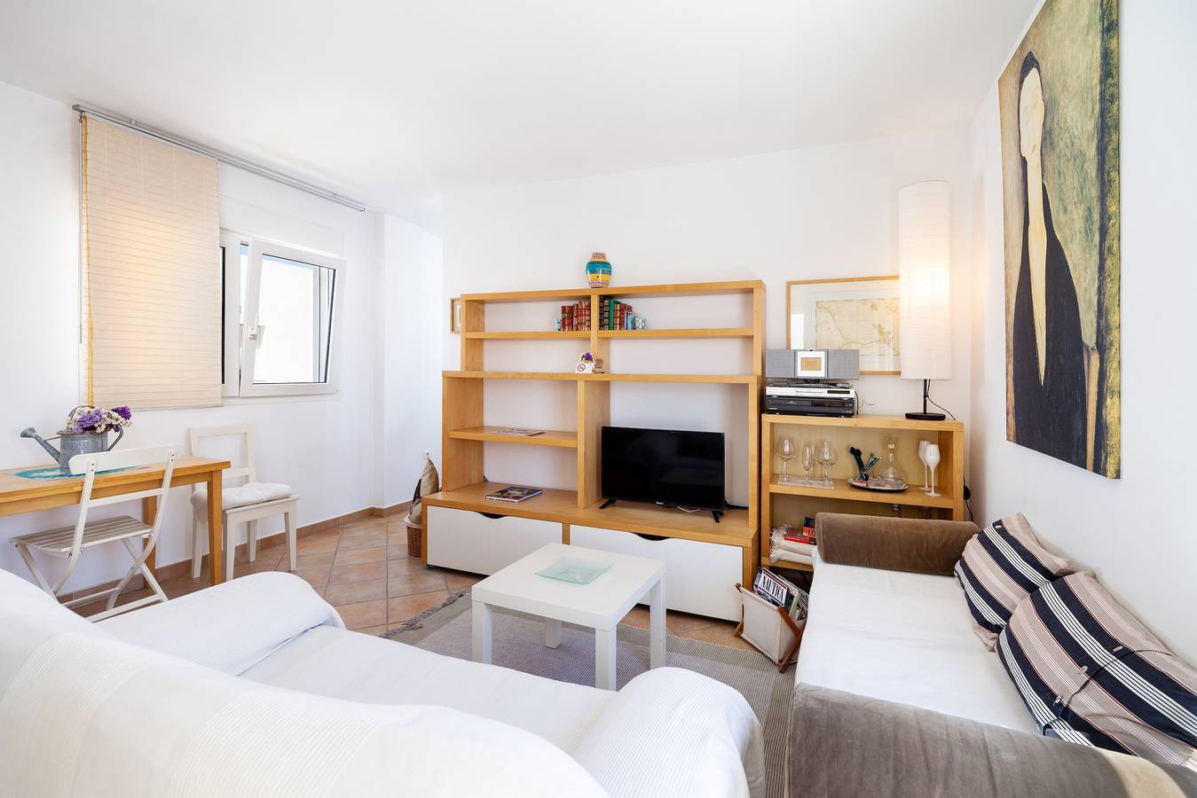 Apartamento entero, Hermoso apartamento con ubicación central cerca de la playa con aire acondicionado y balcón. in Conil de la Frontera, Costa de la Luz