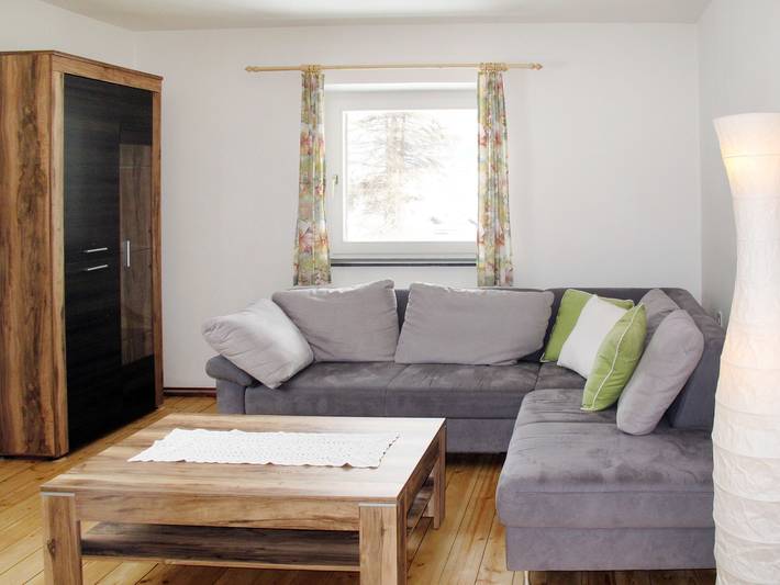 Ferienwohnung für 9 Personen, mit Terrasse und Garten in Nauders - 4