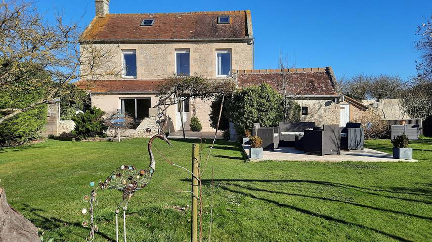 Gîte pour 8 personnes, avec jardin et terrasse dans Plages du débarquement - 2