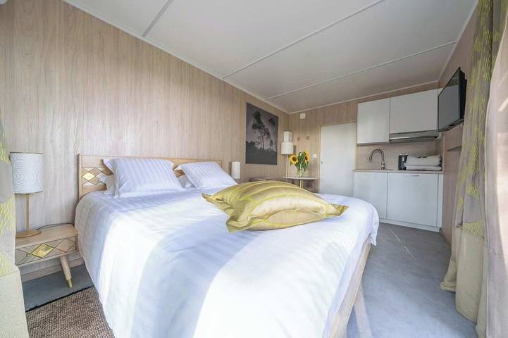 Gîte pour 2 personnes, avec jardin à Saint-Marc-Jaumegarde - 3
