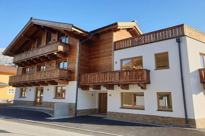 Chalet für 24 Personen, mit Terrasse, mit Haustier