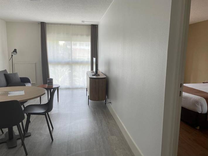 Hôtel pour 2 personnes, avec terrasse et jardin dans Thermes de l'Avenue - 3