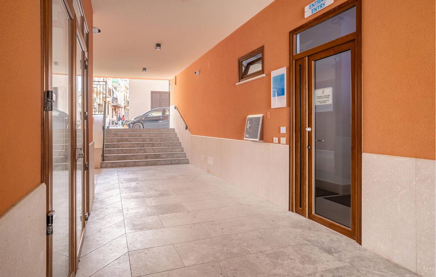 Ganze Ferienwohnung, Appartement mit Meerblick, Terrasse und Aufzug in Balestrate, Palermo Provinz