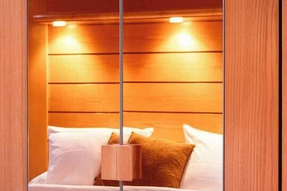 Apartamento entero, Premium Spa Chalet | Sauna & Jacuzzi | 20min Paris in Gif-sur-Yvette, Parque natural regional del Alto Valle de Chevreuse