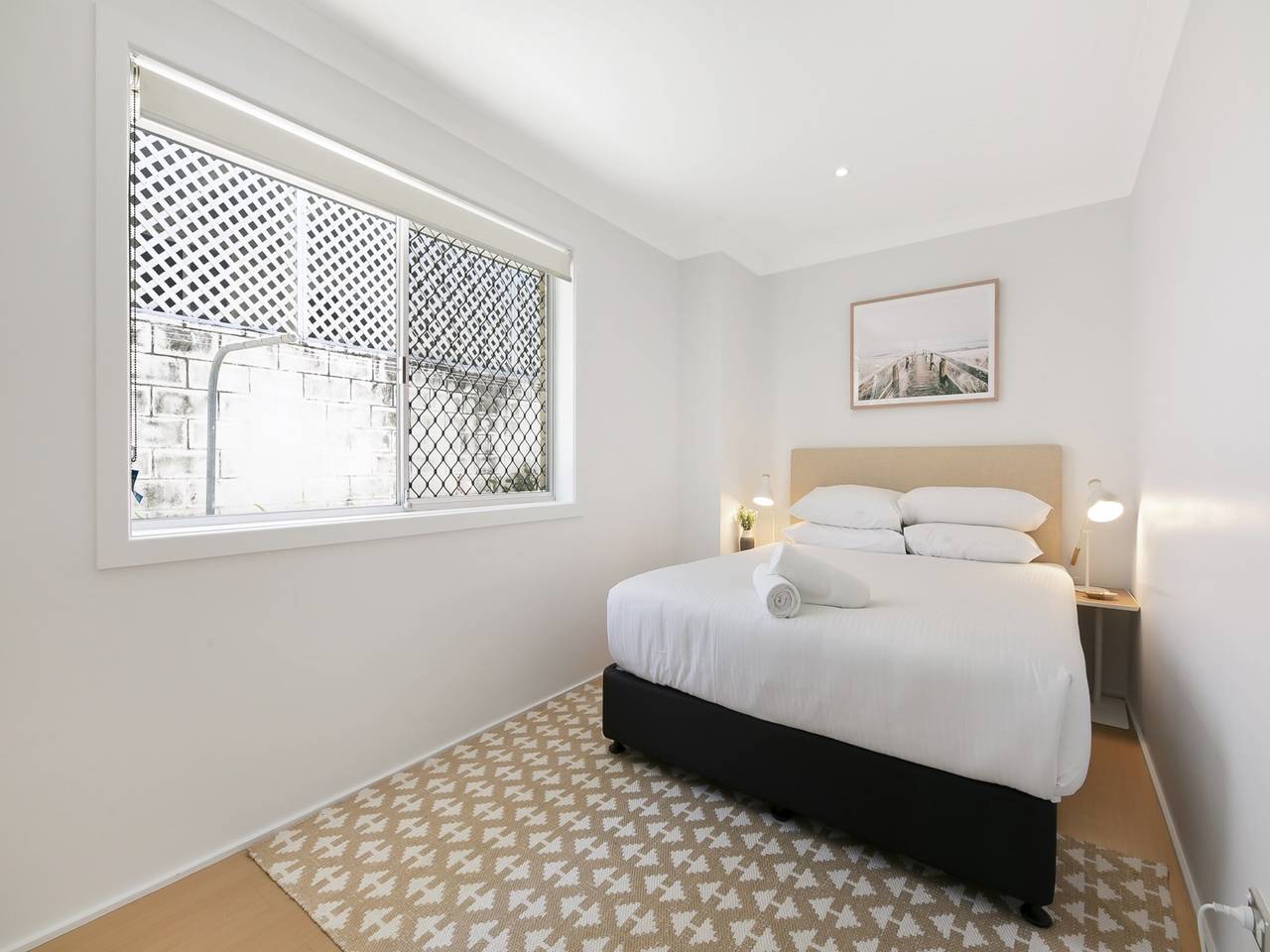 Entire apartment, Ground Floor 2-Bed Mermaid Beach Pad with Parking in Queensland