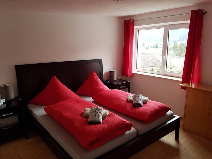 Ferienwohnung für 2 Personen, mit Terrasse und Garten sowie Ausblick in Höfen - 4