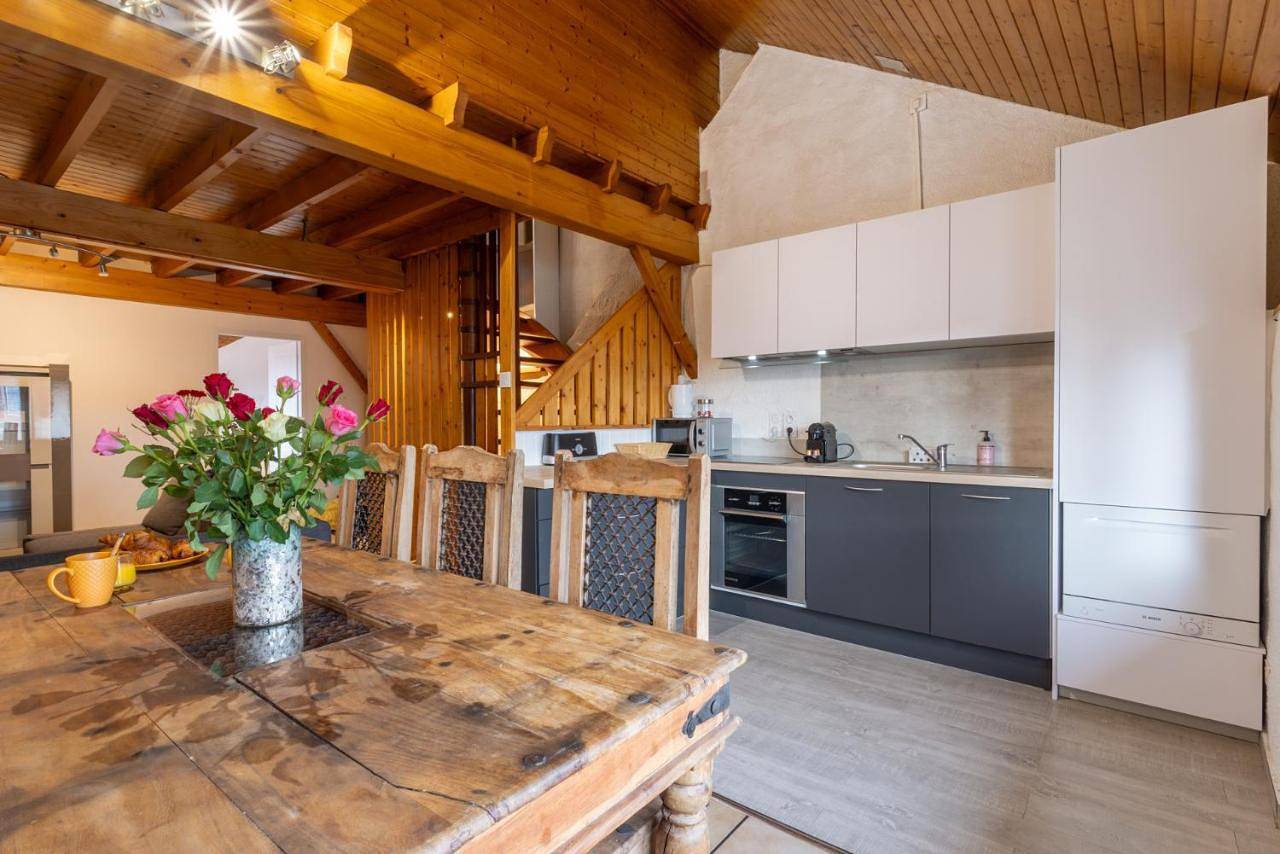 Appartement entier, Two-Bedroom Apartment in Viry, Région de Saint-Julien-en-Genevois